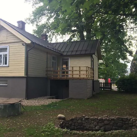 Tamme Puhkemaja Dom wakacyjny *