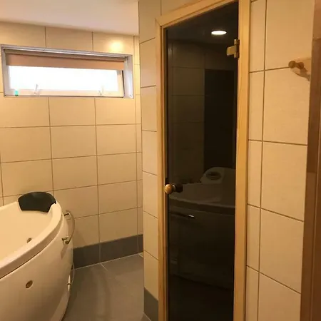 Tamme Puhkemaja Dom wakacyjny *